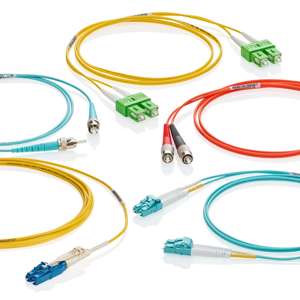 Cables de interconexión de fibra óptica