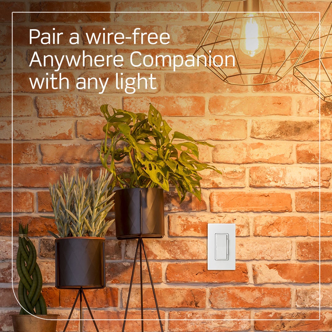 Empareje un Anywhere Companion sin cables con cualquier luz.